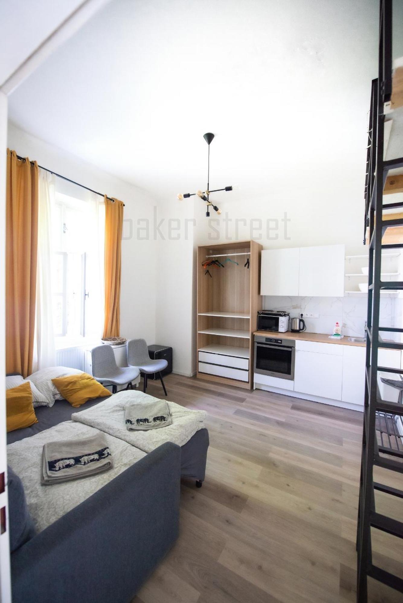 Storey Apartment Close To Metro Palmovka Prag Exterior foto